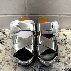 NIB Aerosoles Metallic Silver Women's Chunky Slide Sandals - Suze 7